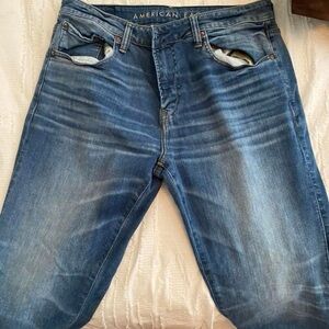 Men’s American eagle jeans